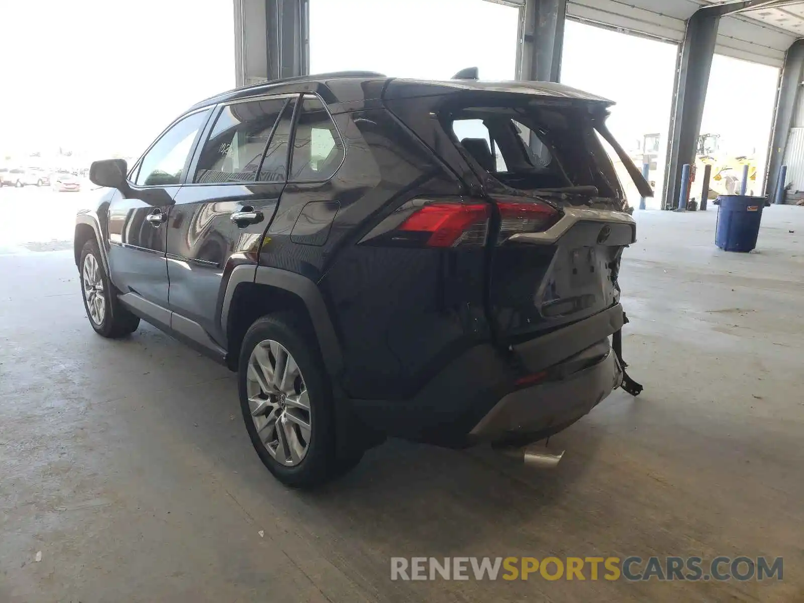 3 Photograph of a damaged car JTMN1RFV1KD522397 TOYOTA RAV4 2019