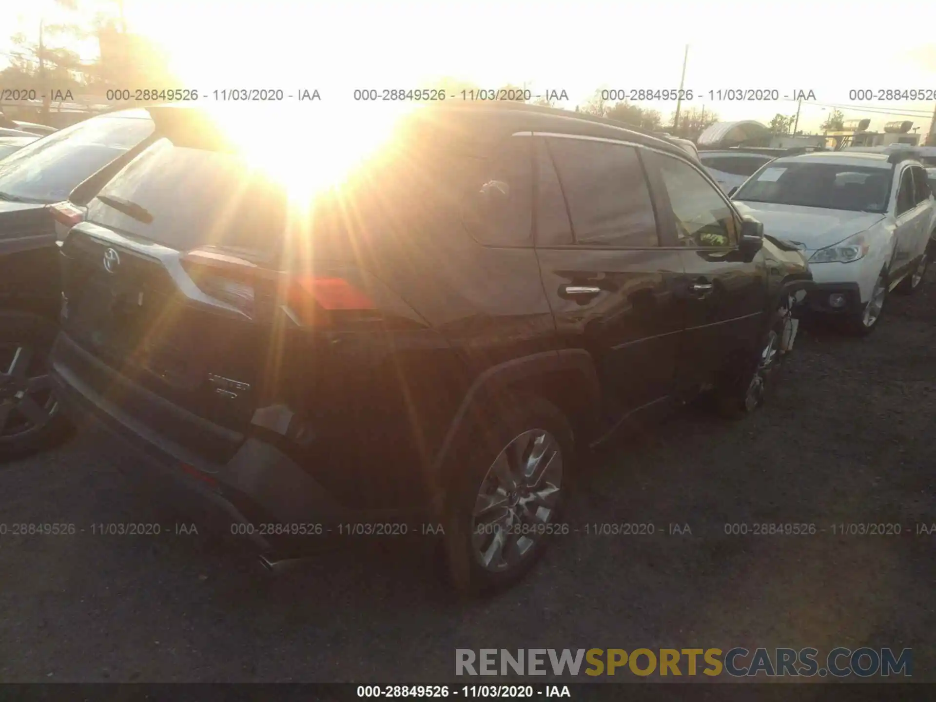 4 Photograph of a damaged car JTMN1RFV2KD506290 TOYOTA RAV4 2019