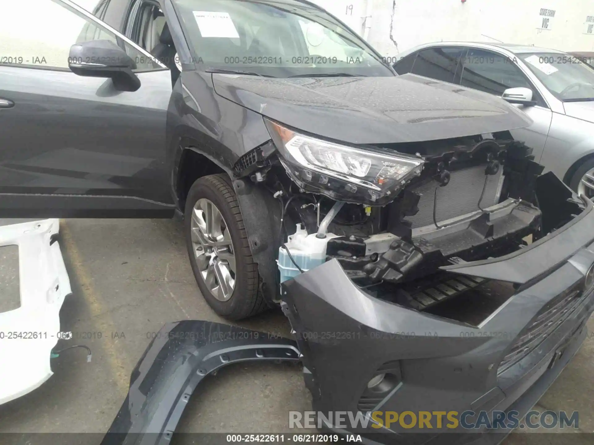 6 Photograph of a damaged car JTMN1RFV2KD509349 TOYOTA RAV4 2019