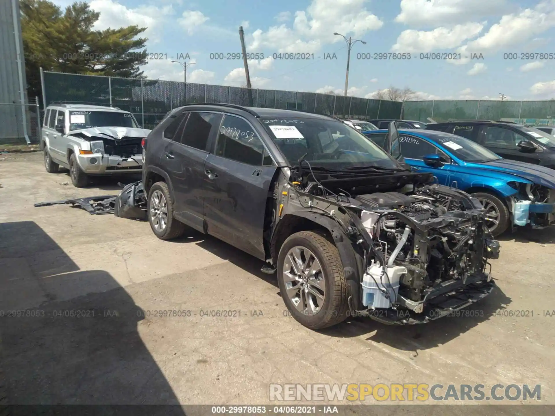 1 Photograph of a damaged car JTMN1RFV2KD509626 TOYOTA RAV4 2019