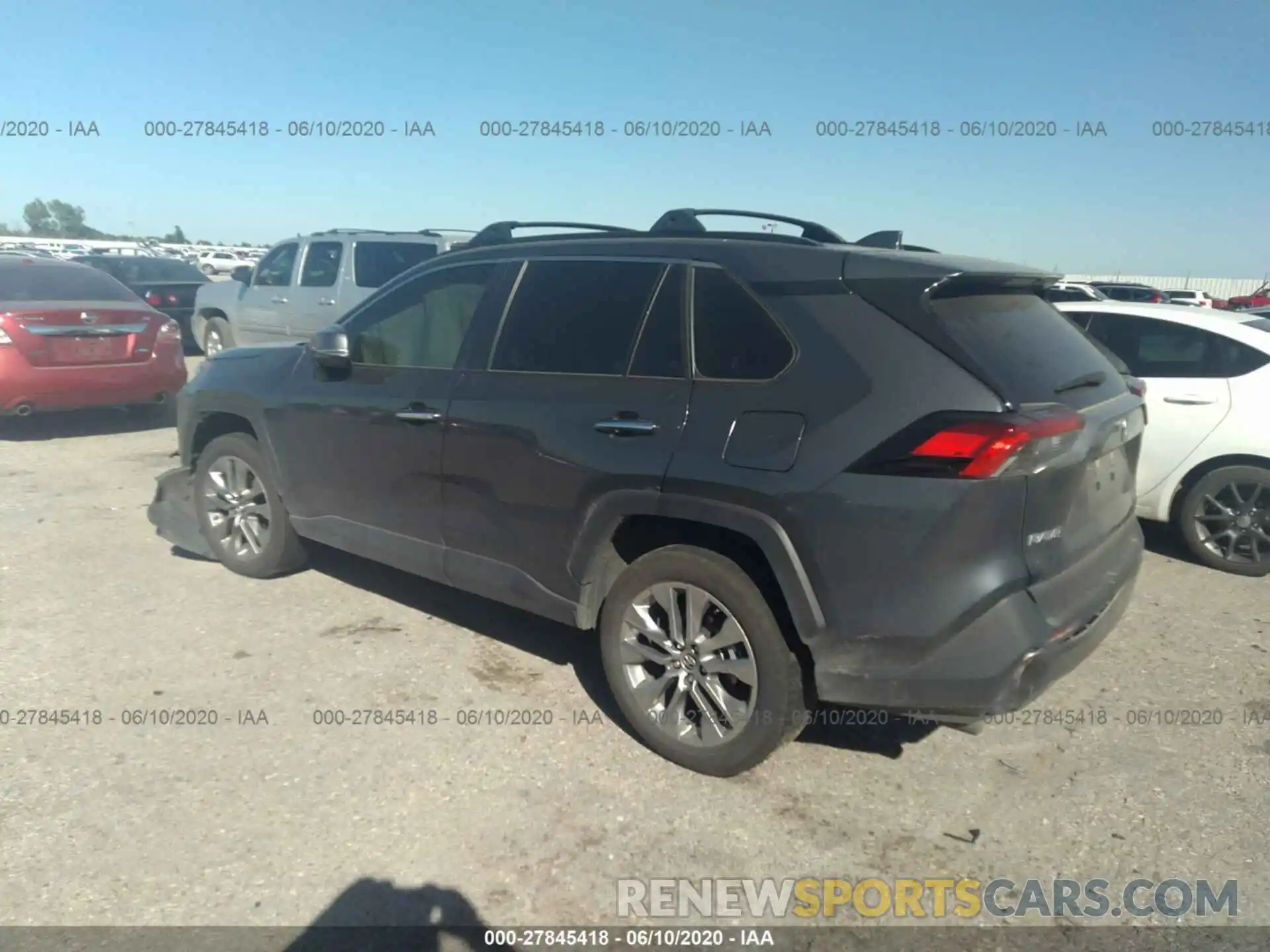 3 Photograph of a damaged car JTMN1RFV2KD519427 TOYOTA RAV4 2019