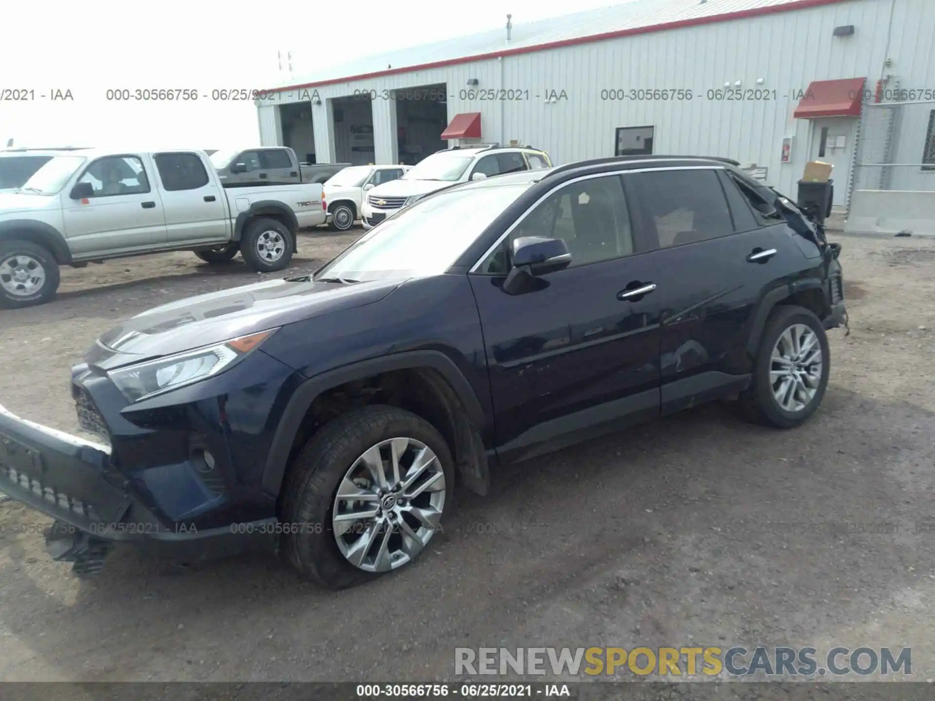 2 Фотография поврежденного автомобиля JTMN1RFV2KD523817 TOYOTA RAV4 2019