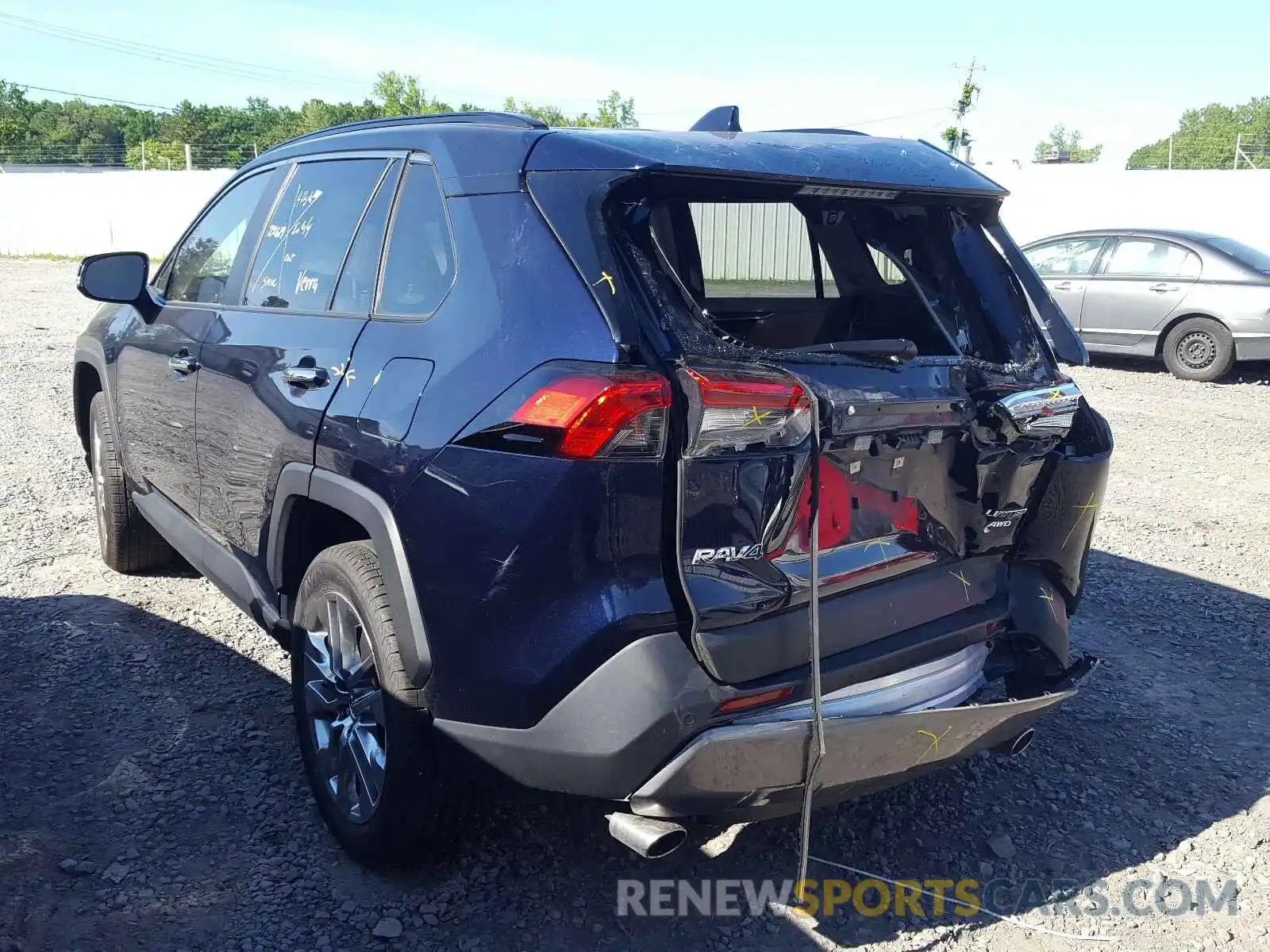 3 Photograph of a damaged car JTMN1RFV2KJ009662 TOYOTA RAV4 2019