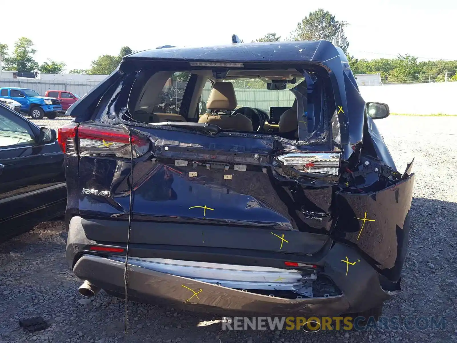 9 Photograph of a damaged car JTMN1RFV2KJ009662 TOYOTA RAV4 2019