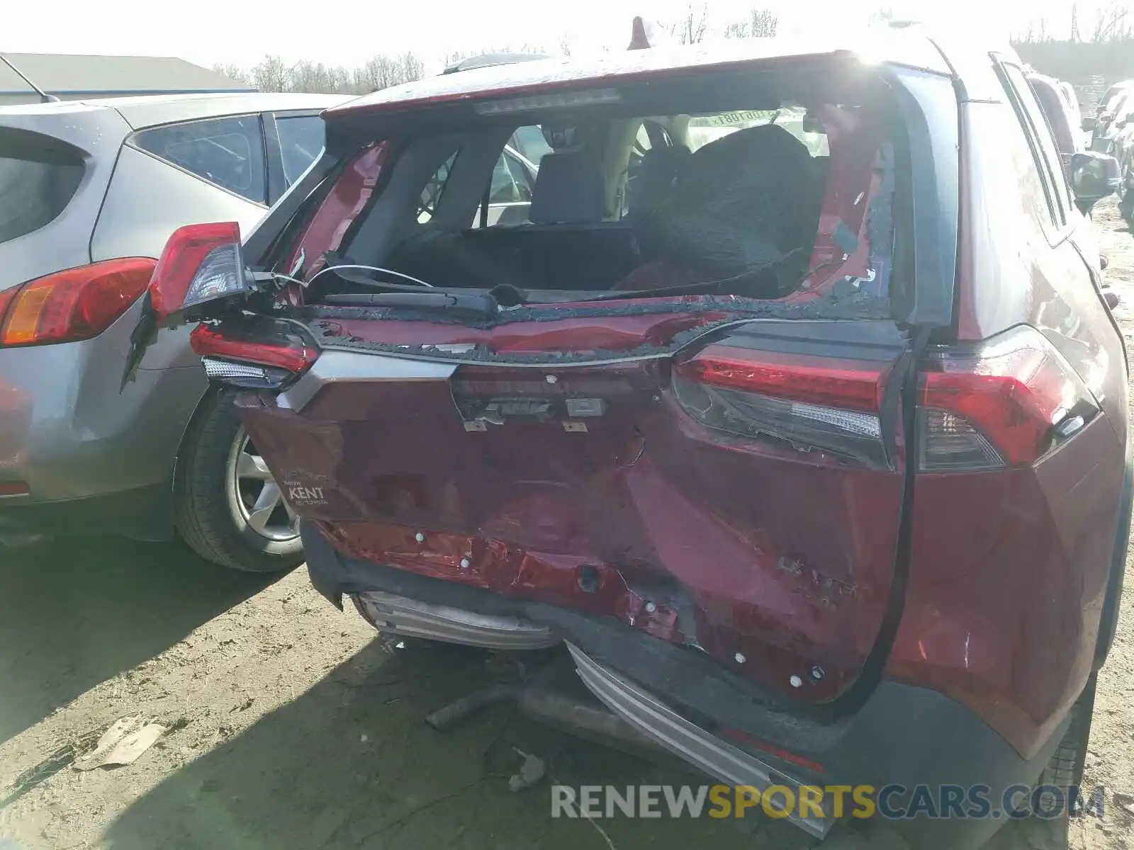 9 Photograph of a damaged car JTMN1RFV2KJ023285 TOYOTA RAV4 2019