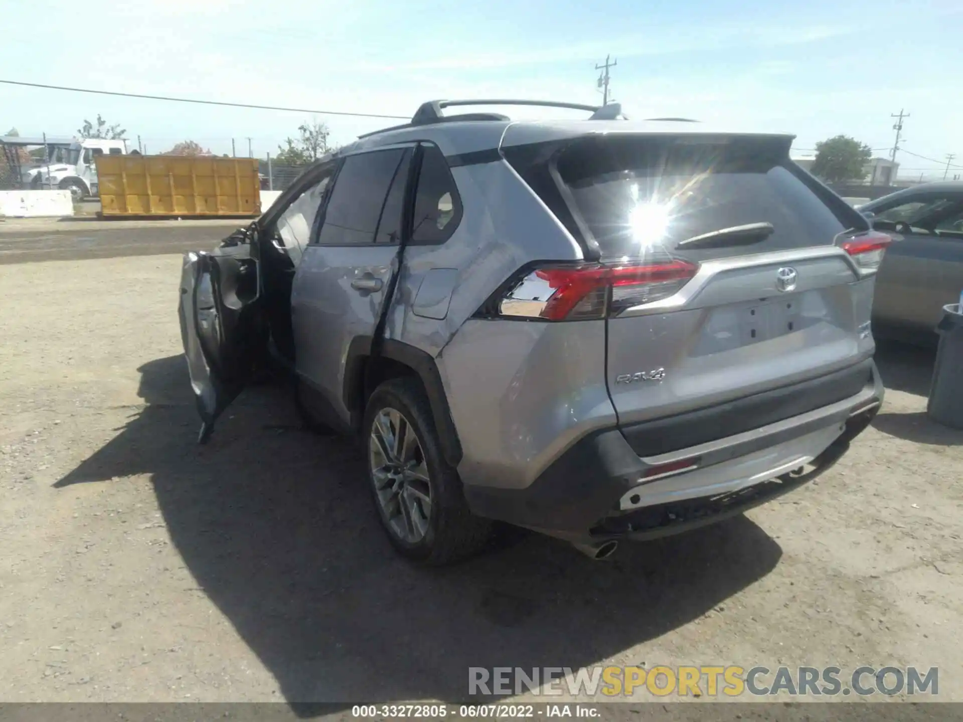 3 Фотография поврежденного автомобиля JTMN1RFV3KD503429 TOYOTA RAV4 2019