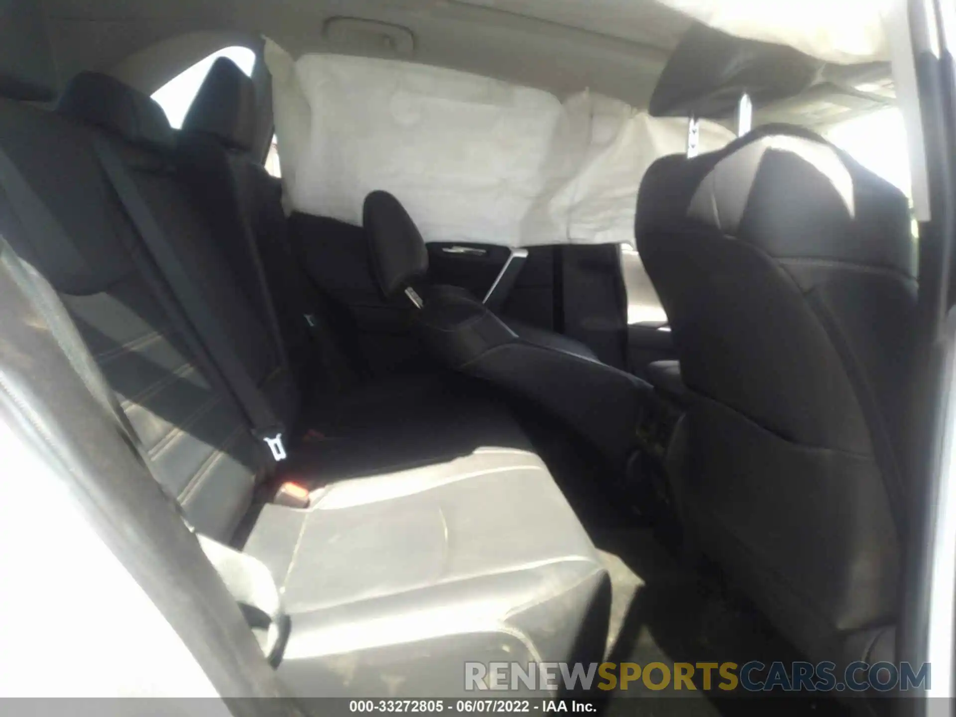 8 Фотография поврежденного автомобиля JTMN1RFV3KD503429 TOYOTA RAV4 2019