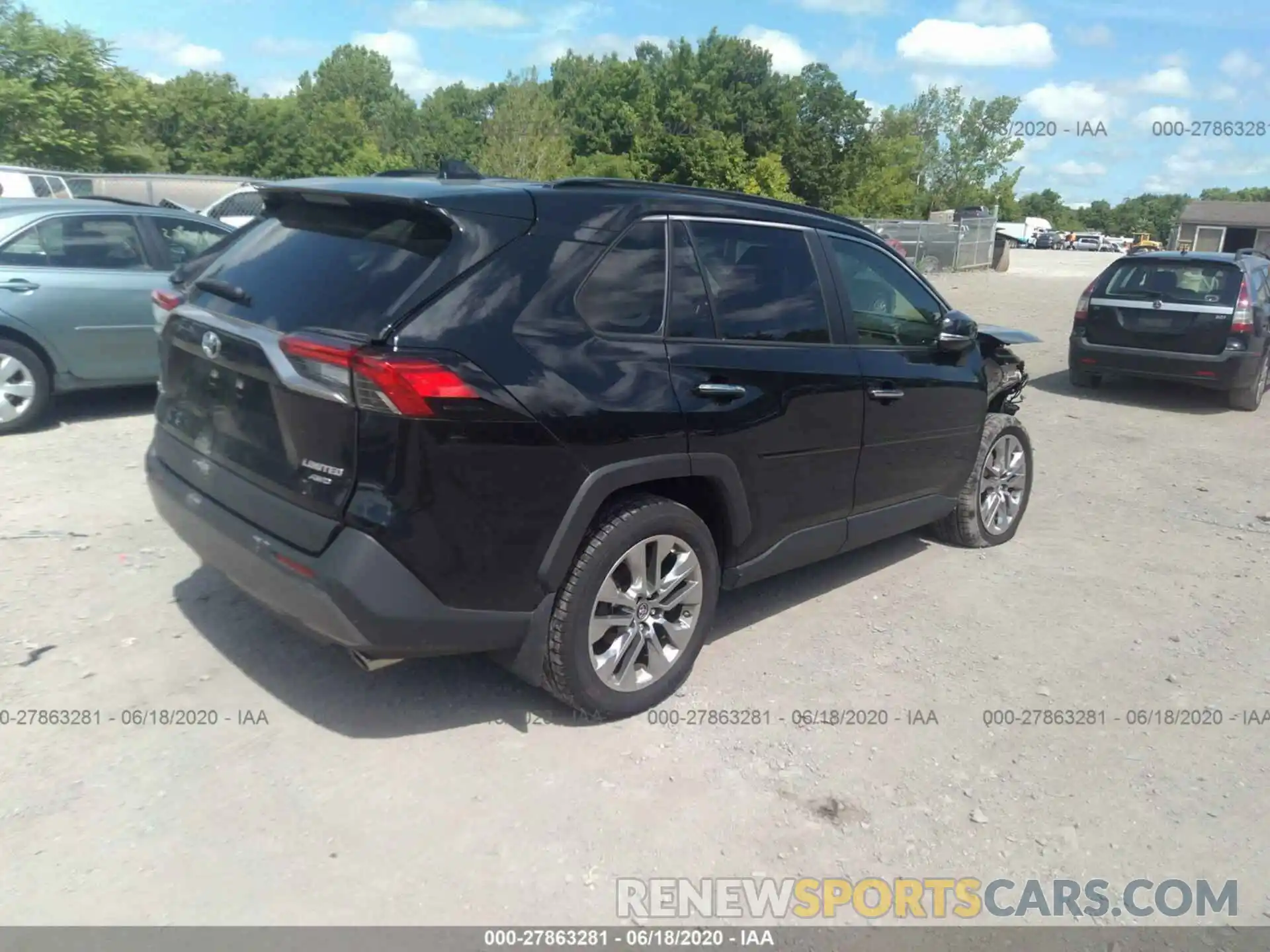 4 Photograph of a damaged car JTMN1RFV3KD512258 TOYOTA RAV4 2019