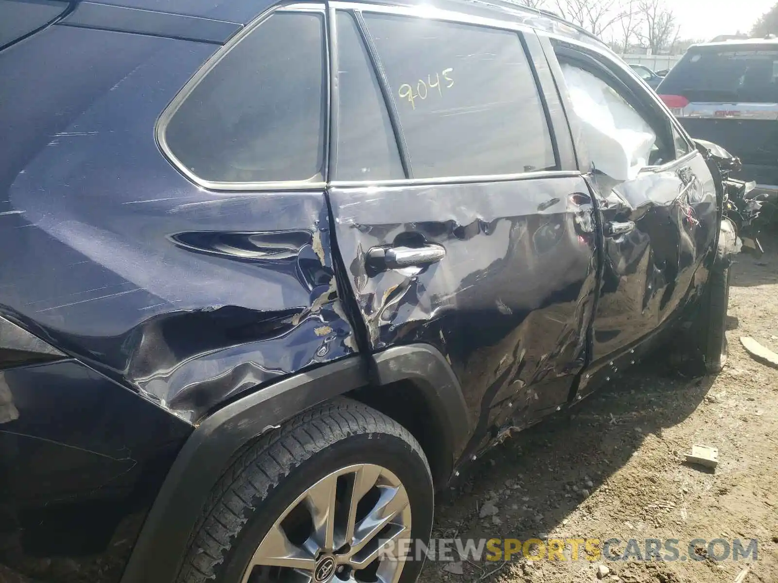 9 Photograph of a damaged car JTMN1RFV3KD517735 TOYOTA RAV4 2019
