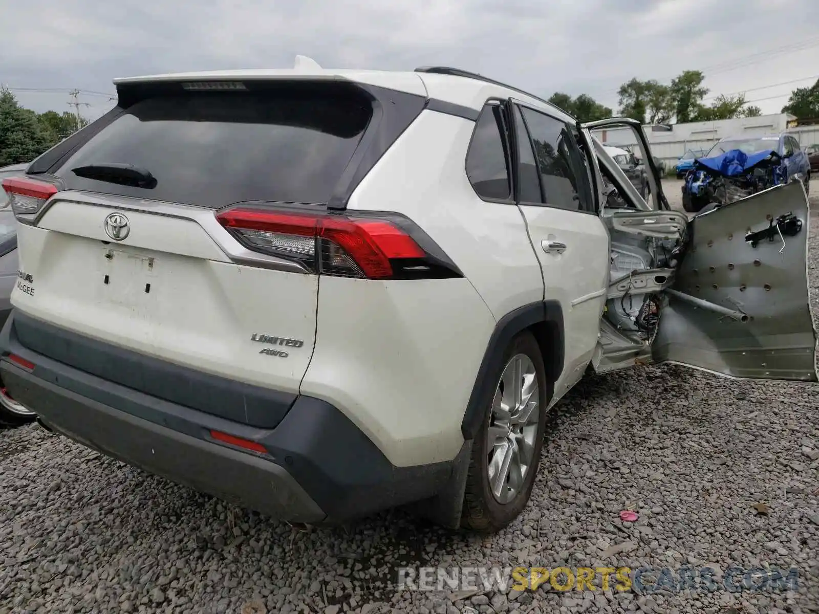 4 Фотография поврежденного автомобиля JTMN1RFV3KD517850 TOYOTA RAV4 2019