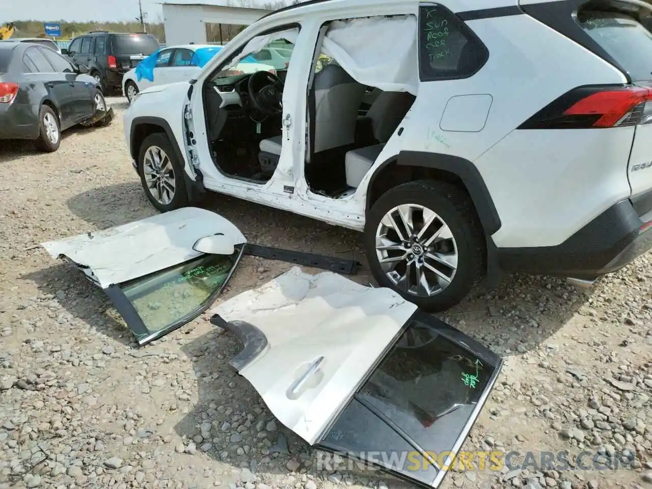 9 Фотография поврежденного автомобиля JTMN1RFV3KD518464 TOYOTA RAV4 2019