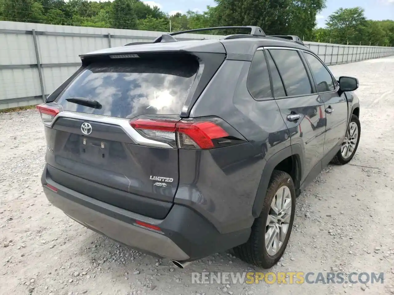 4 Photograph of a damaged car JTMN1RFV3KD521235 TOYOTA RAV4 2019