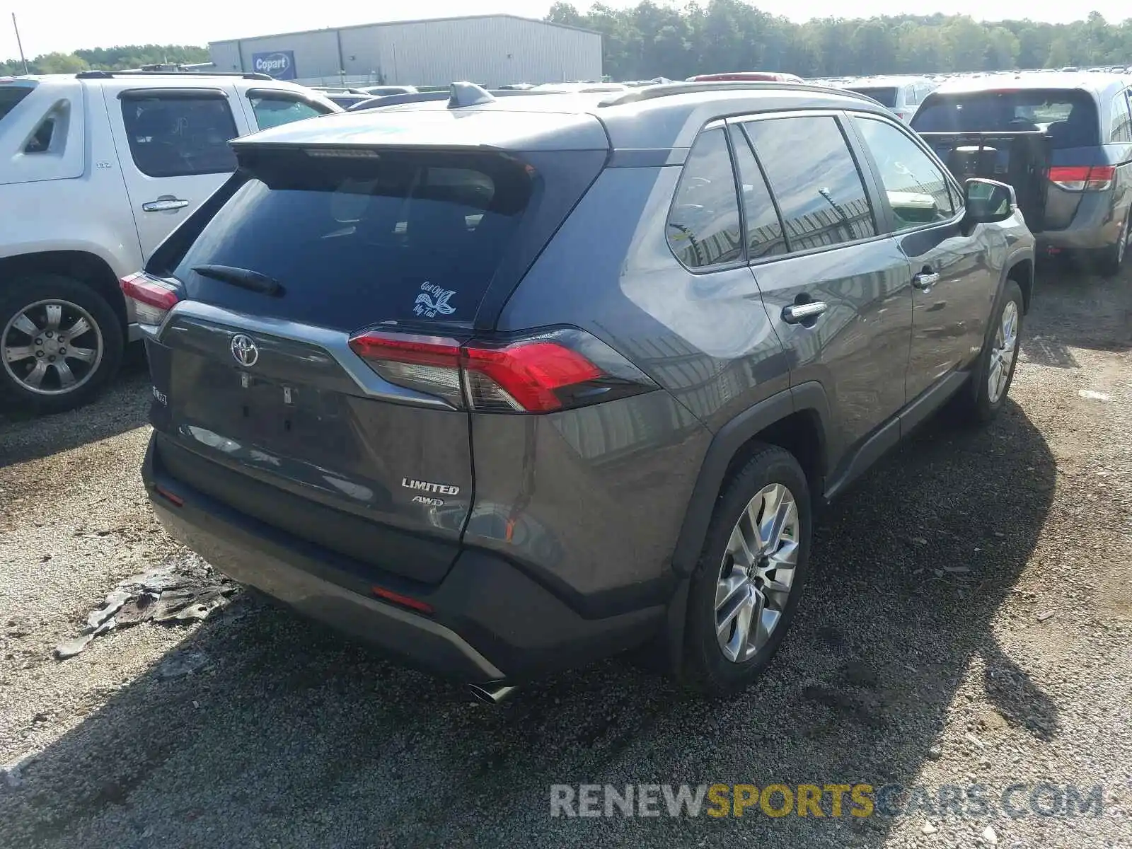 4 Photograph of a damaged car JTMN1RFV3KD523437 TOYOTA RAV4 2019