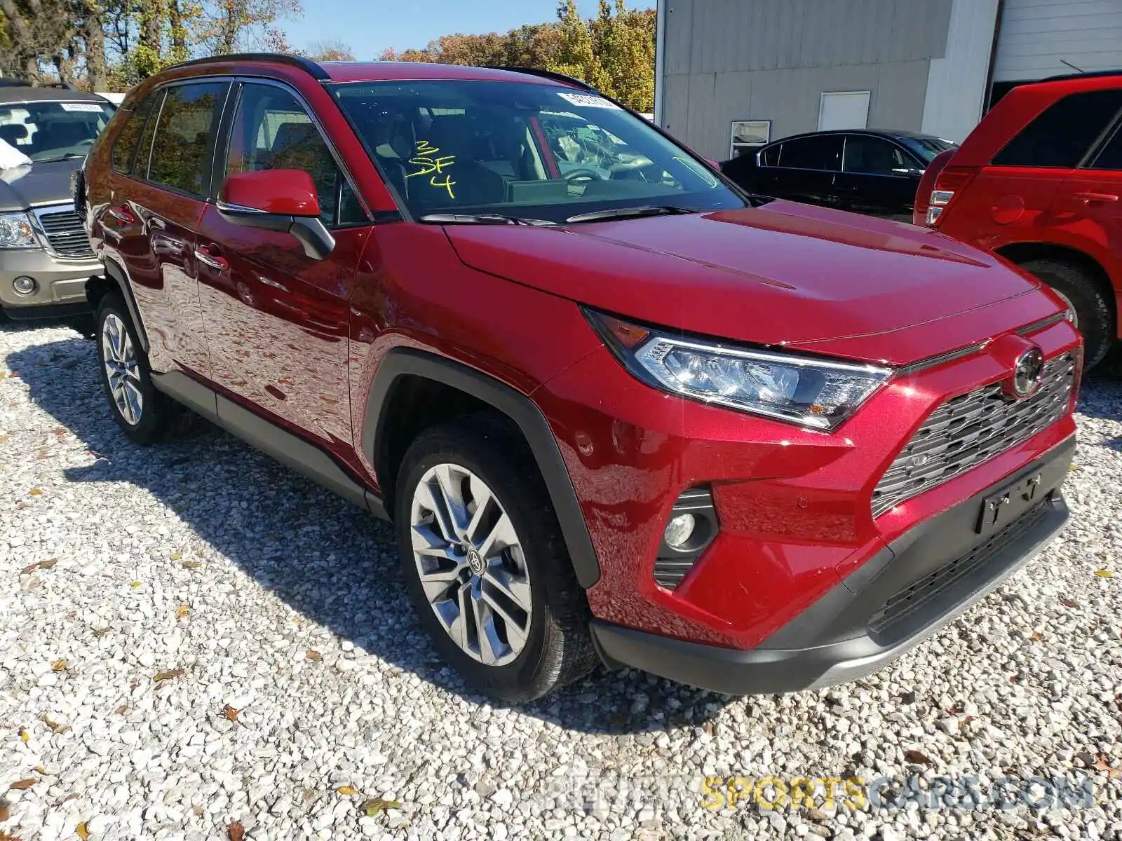 1 Photograph of a damaged car JTMN1RFV3KJ024140 TOYOTA RAV4 2019