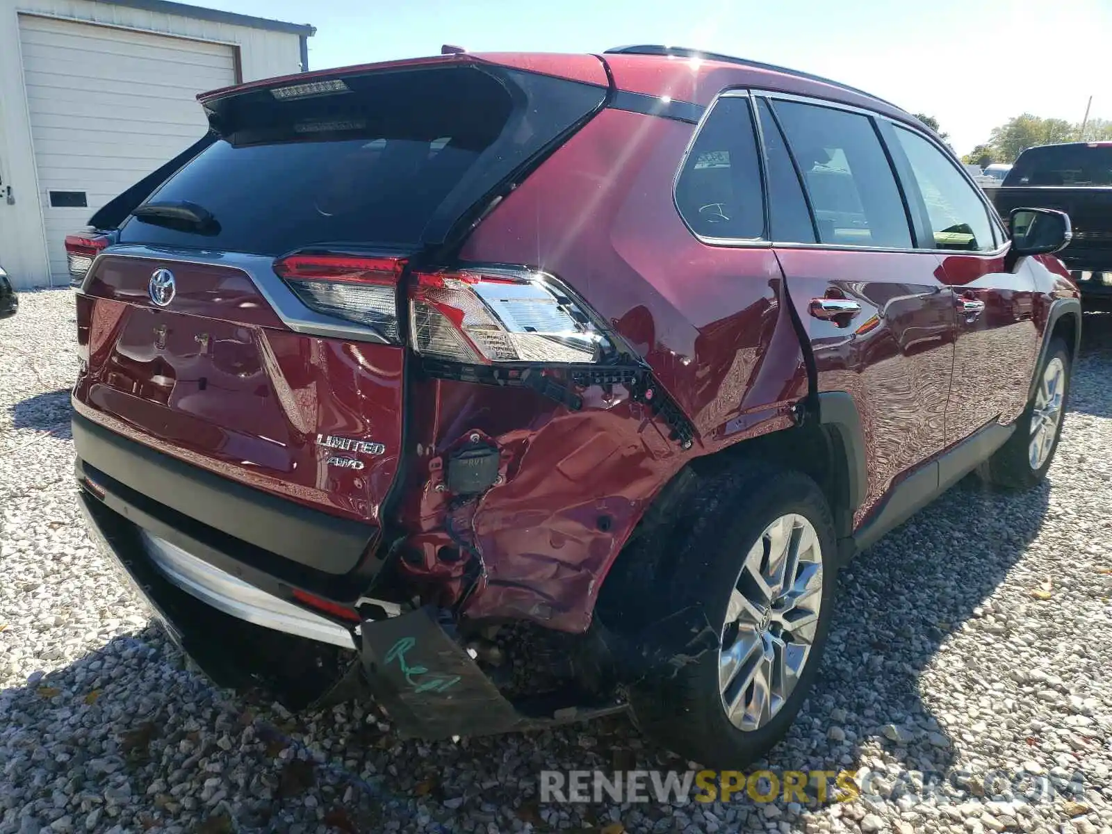 4 Photograph of a damaged car JTMN1RFV3KJ024140 TOYOTA RAV4 2019