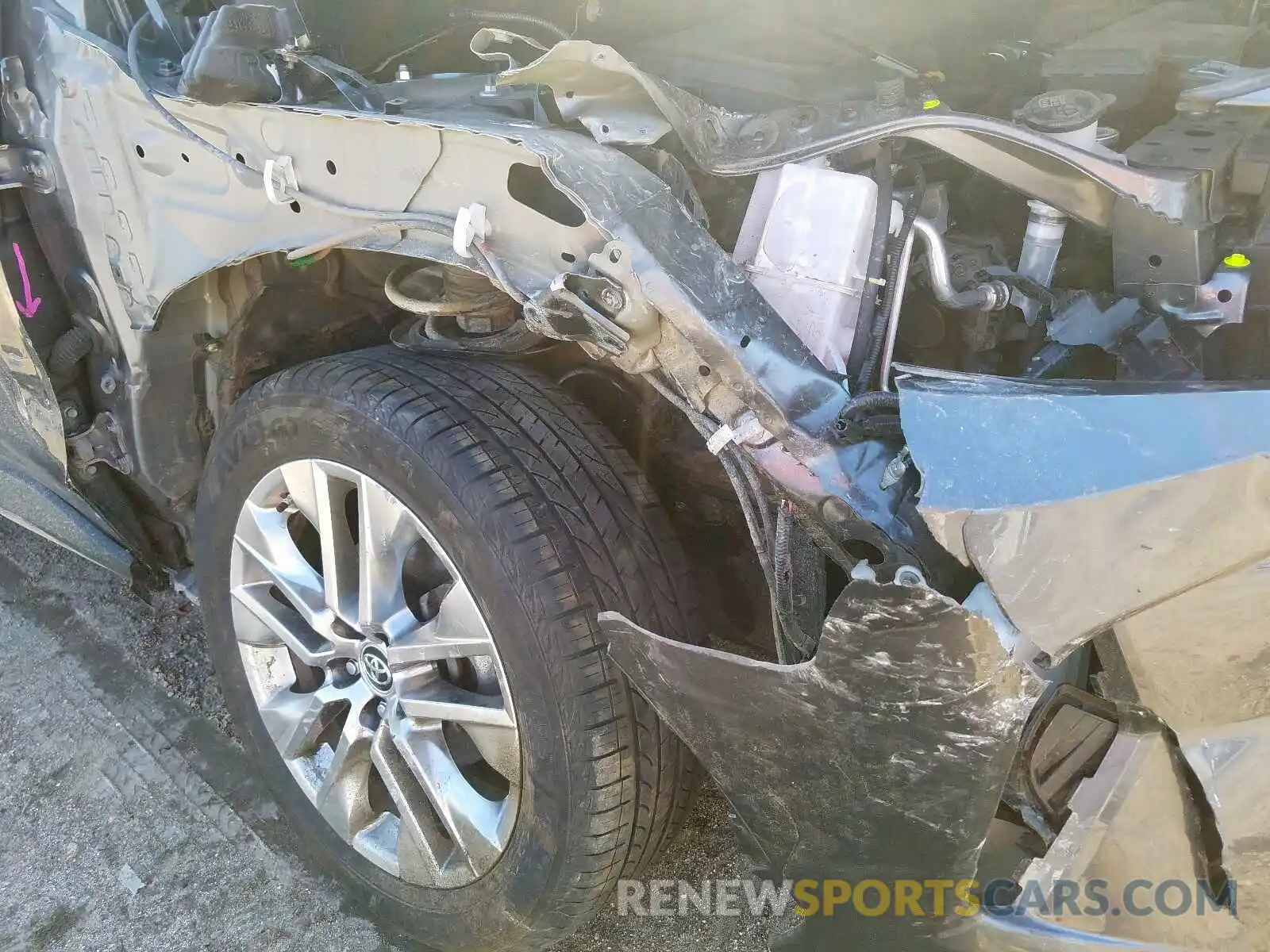 9 Photograph of a damaged car JTMN1RFV4KD003716 TOYOTA RAV4 2019