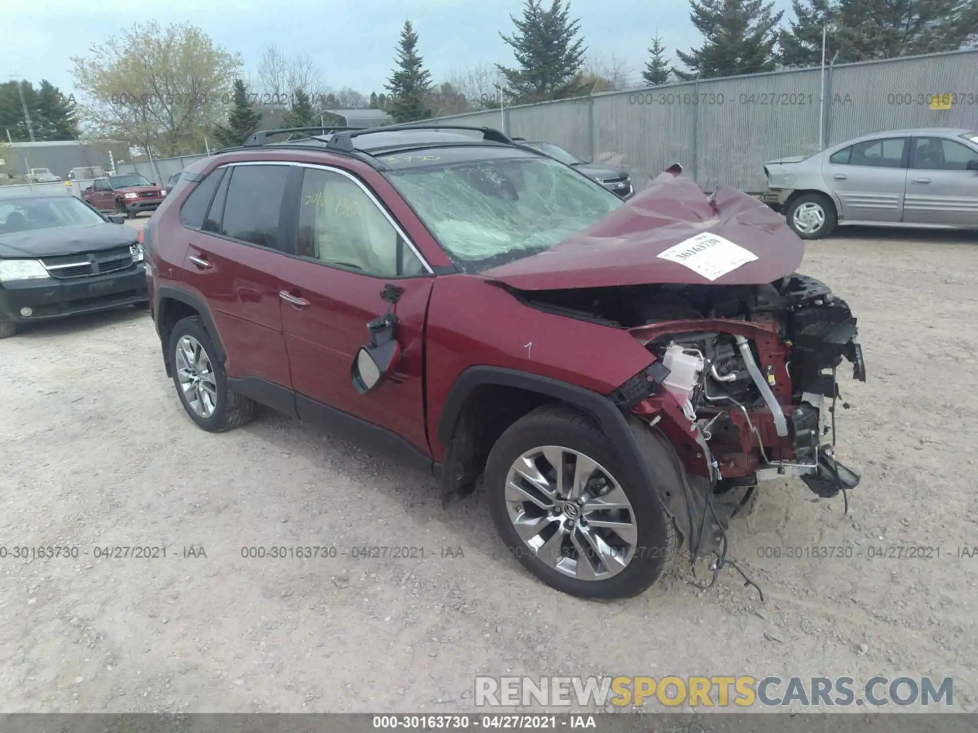 1 Photograph of a damaged car JTMN1RFV4KD500443 TOYOTA RAV4 2019