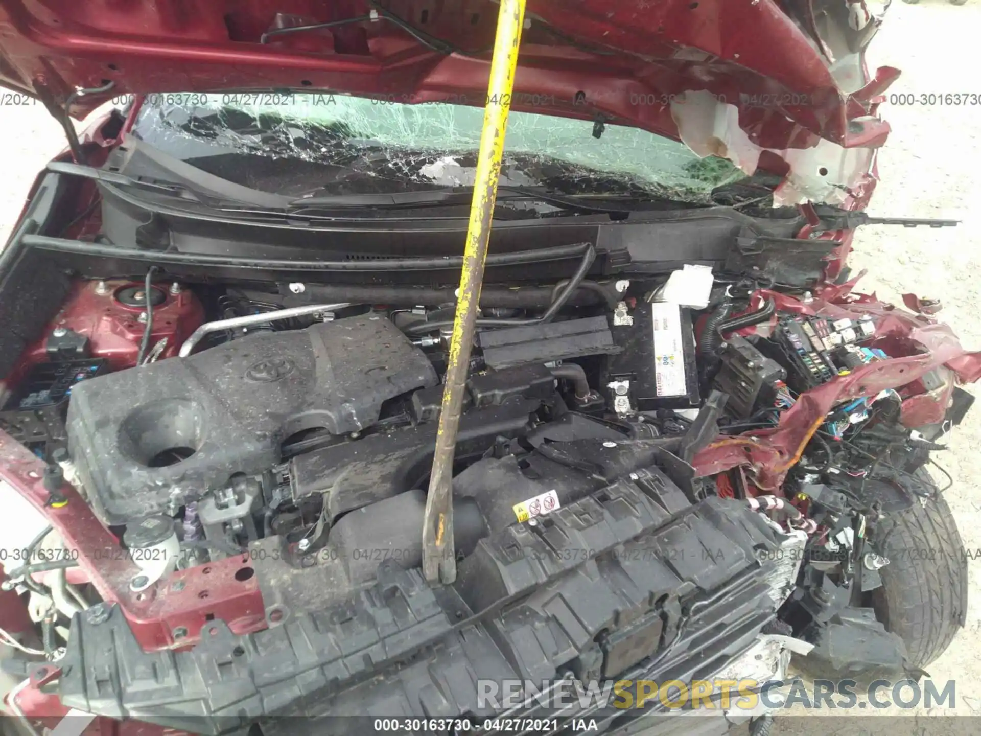 10 Photograph of a damaged car JTMN1RFV4KD500443 TOYOTA RAV4 2019