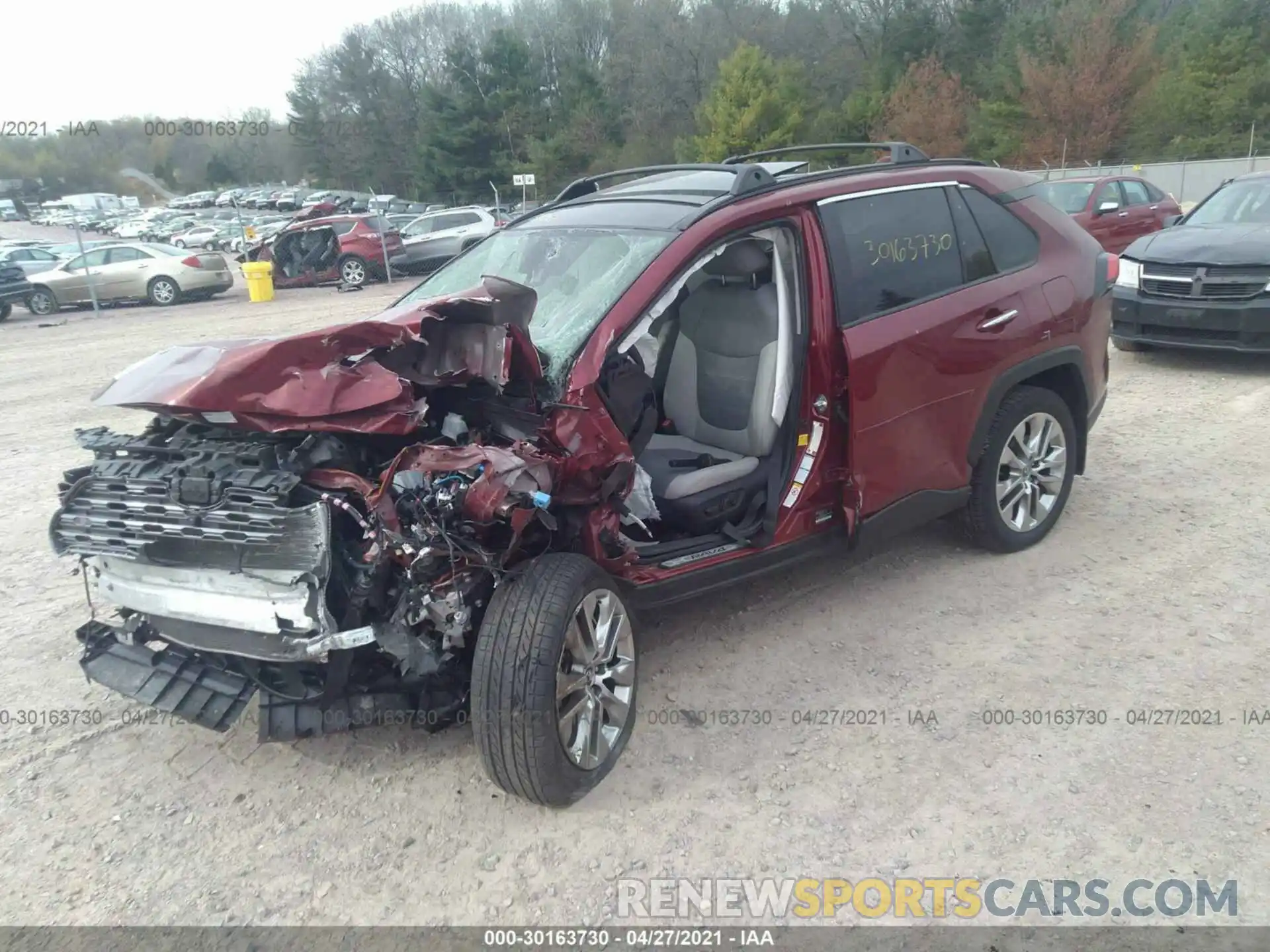 2 Photograph of a damaged car JTMN1RFV4KD500443 TOYOTA RAV4 2019