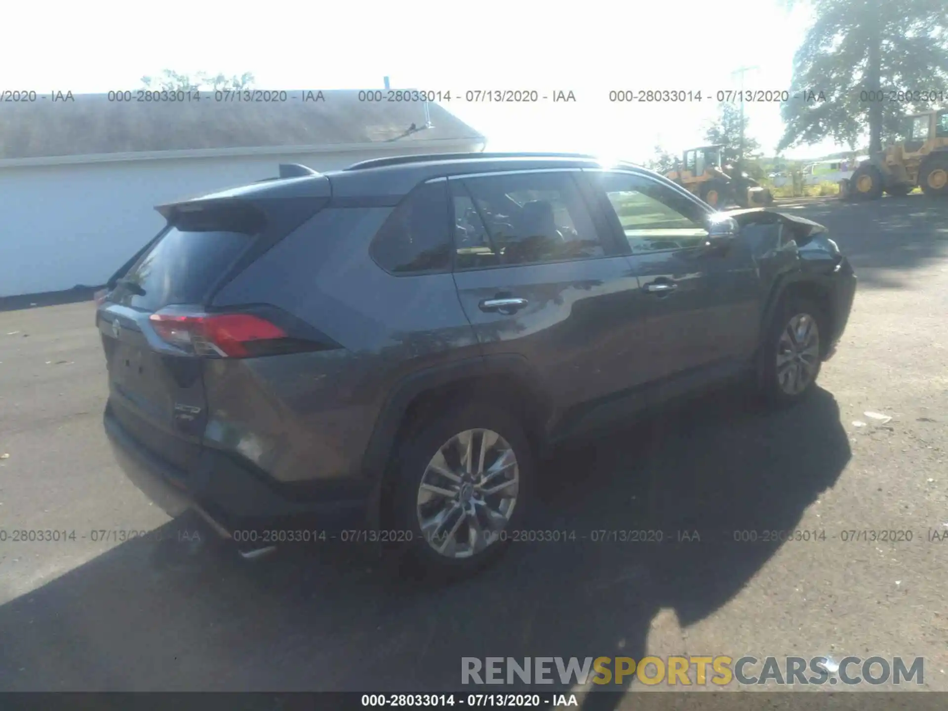 4 Photograph of a damaged car JTMN1RFV4KD507070 TOYOTA RAV4 2019