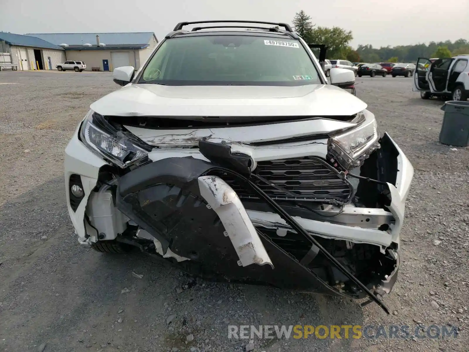 9 Photograph of a damaged car JTMN1RFV4KD522572 TOYOTA RAV4 2019