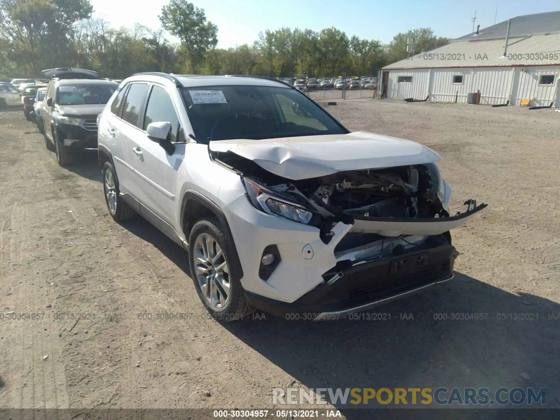 1 Photograph of a damaged car JTMN1RFV4KJ006813 TOYOTA RAV4 2019