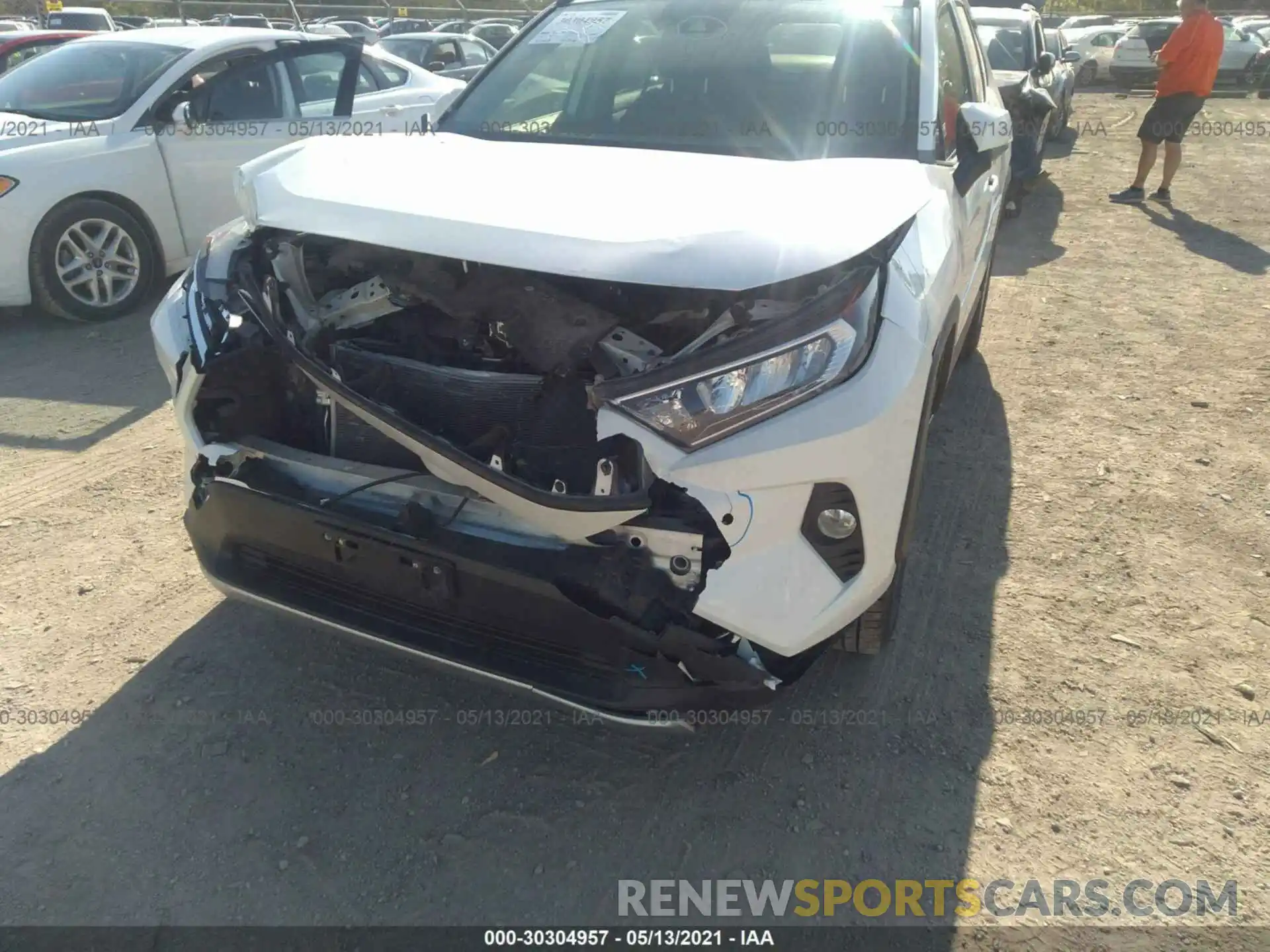 6 Photograph of a damaged car JTMN1RFV4KJ006813 TOYOTA RAV4 2019