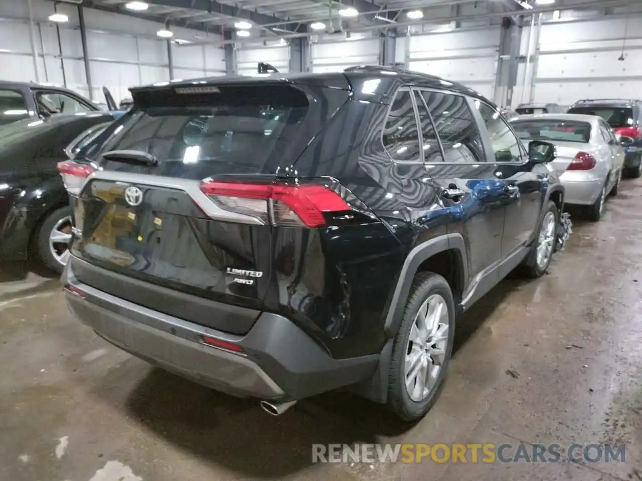 4 Photograph of a damaged car JTMN1RFV5KD036269 TOYOTA RAV4 2019