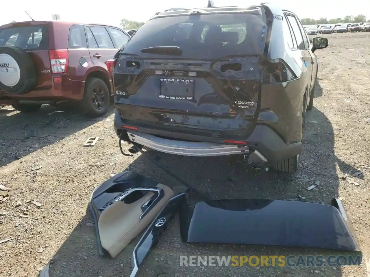 9 Photograph of a damaged car JTMN1RFV5KD505568 TOYOTA RAV4 2019