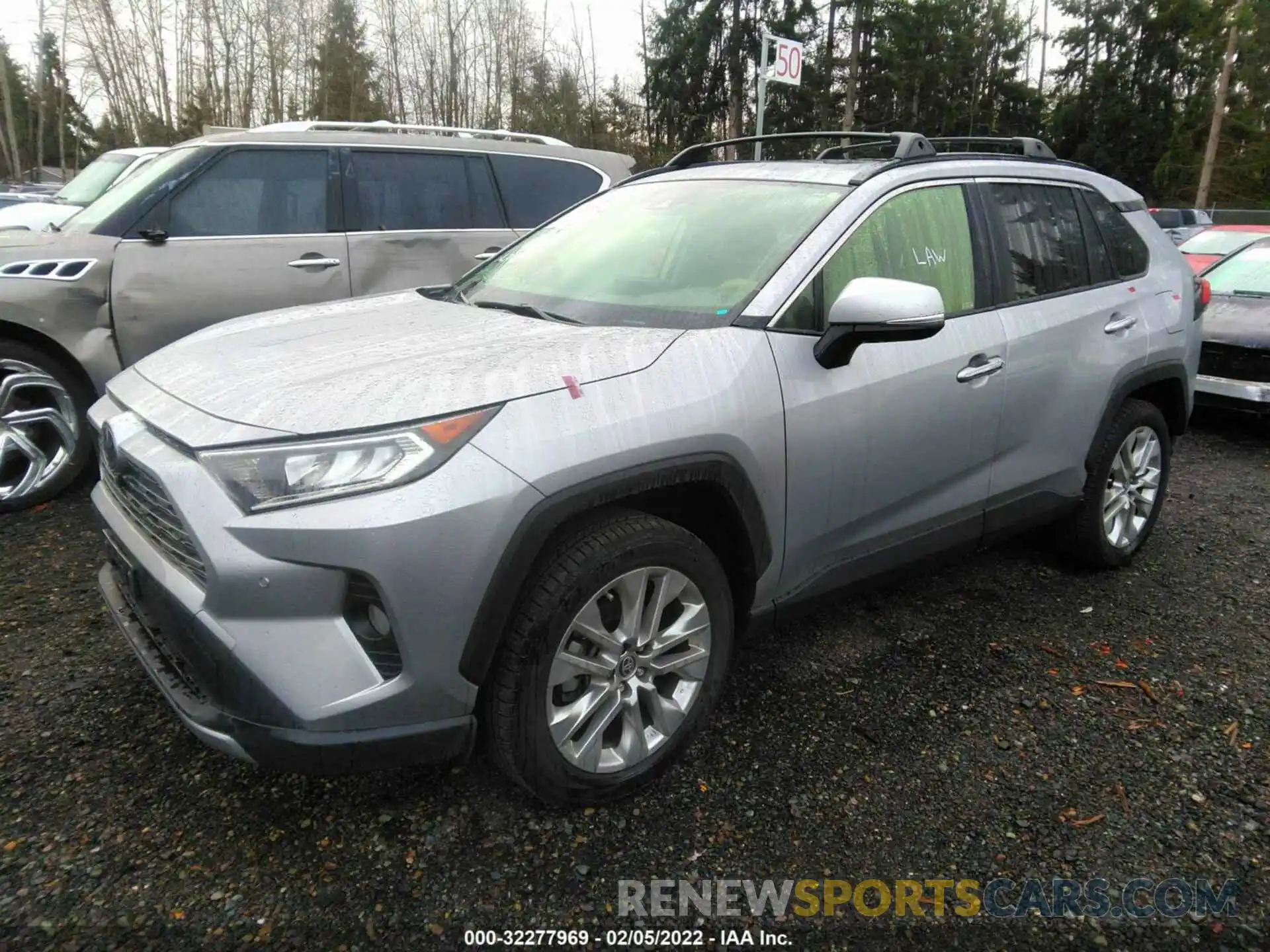 2 Photograph of a damaged car JTMN1RFV5KD522600 TOYOTA RAV4 2019