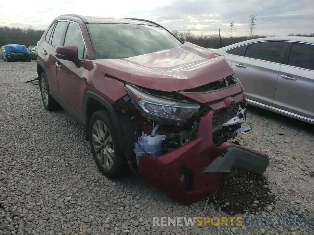 1 Photograph of a damaged car JTMN1RFV6KD038502 TOYOTA RAV4 2019