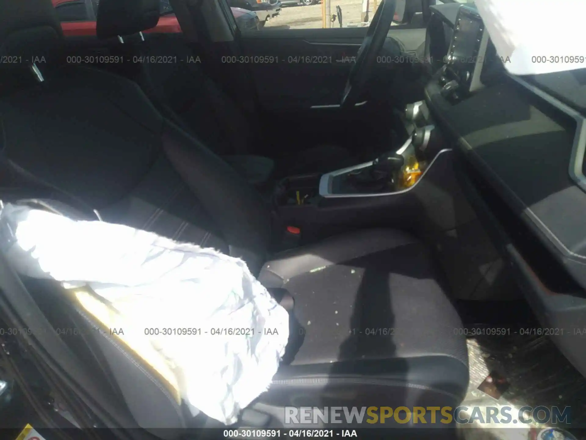 5 Фотография поврежденного автомобиля JTMN1RFV6KD513629 TOYOTA RAV4 2019