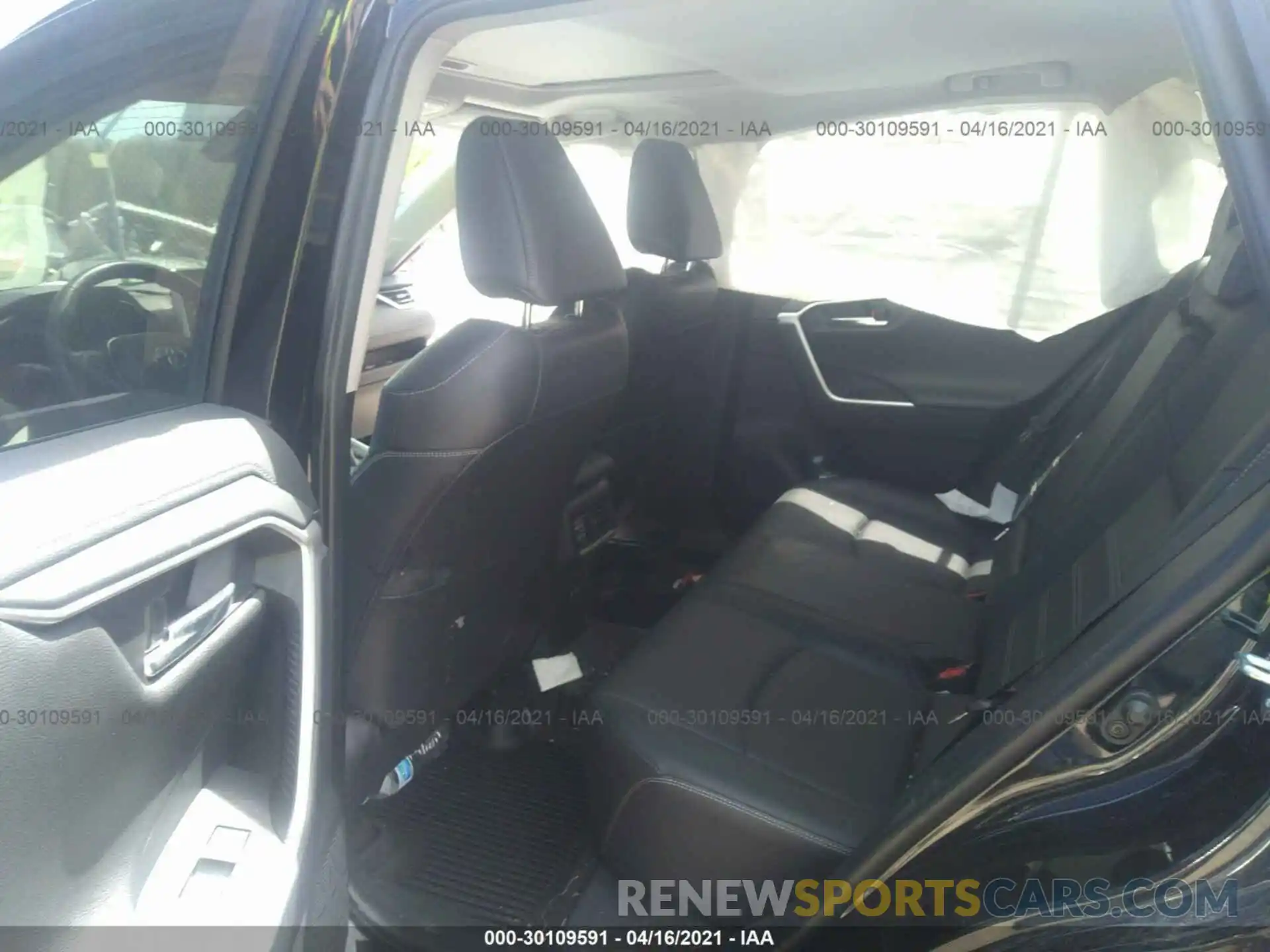 8 Фотография поврежденного автомобиля JTMN1RFV6KD513629 TOYOTA RAV4 2019