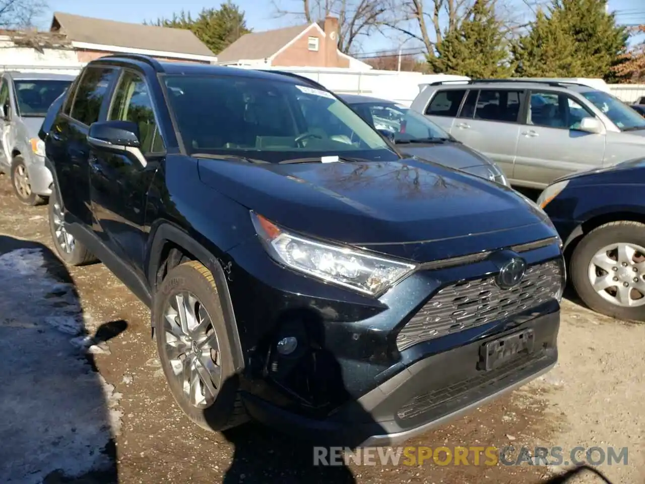 1 Photograph of a damaged car JTMN1RFV6KD516479 TOYOTA RAV4 2019