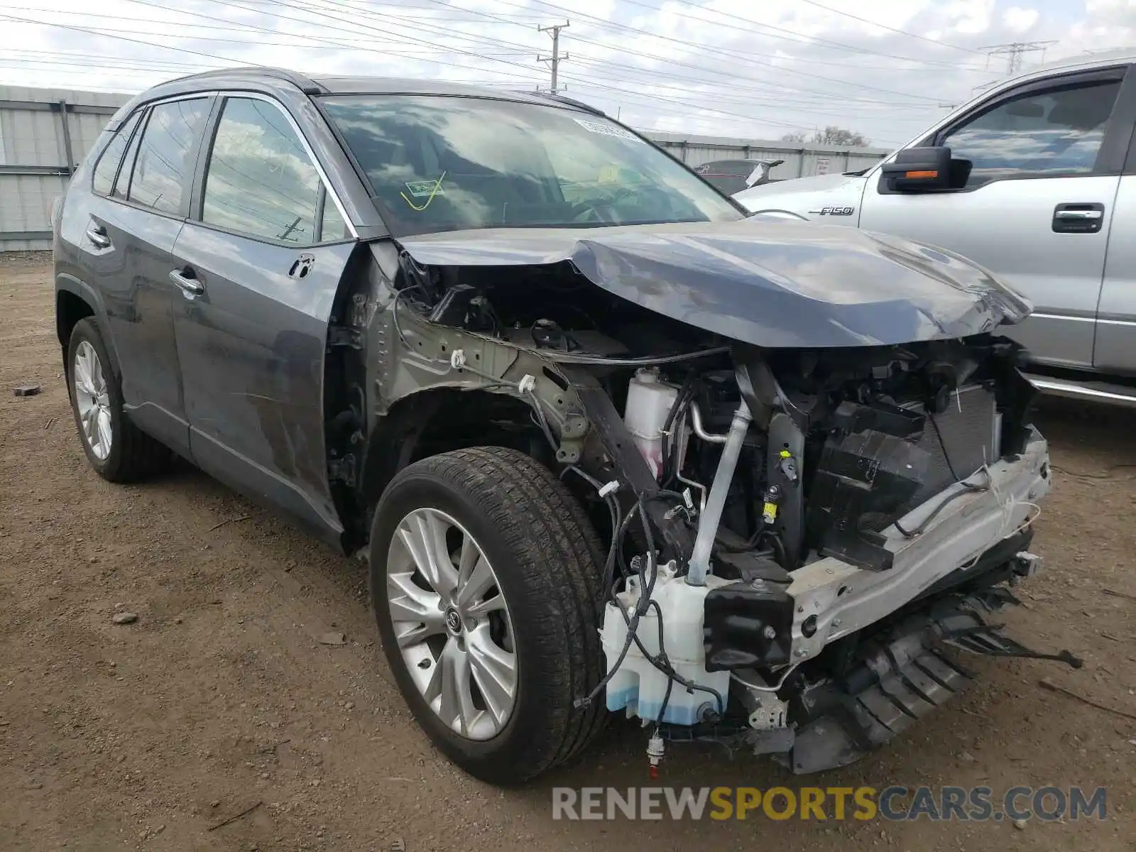 1 Photograph of a damaged car JTMN1RFV6KD517793 TOYOTA RAV4 2019