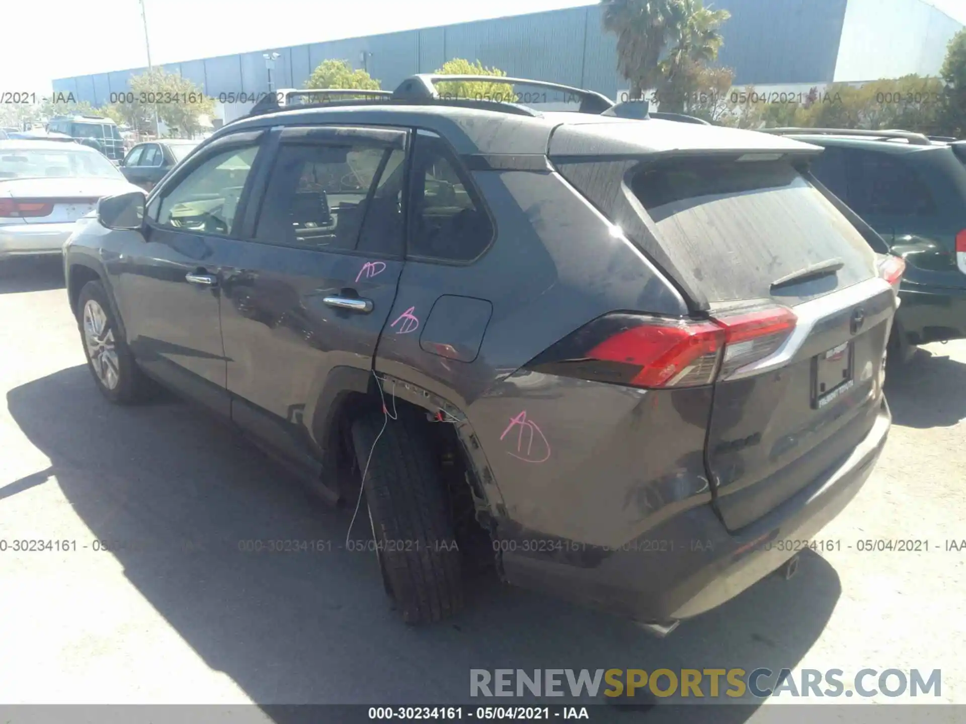 3 Photograph of a damaged car JTMN1RFV6KD521844 TOYOTA RAV4 2019