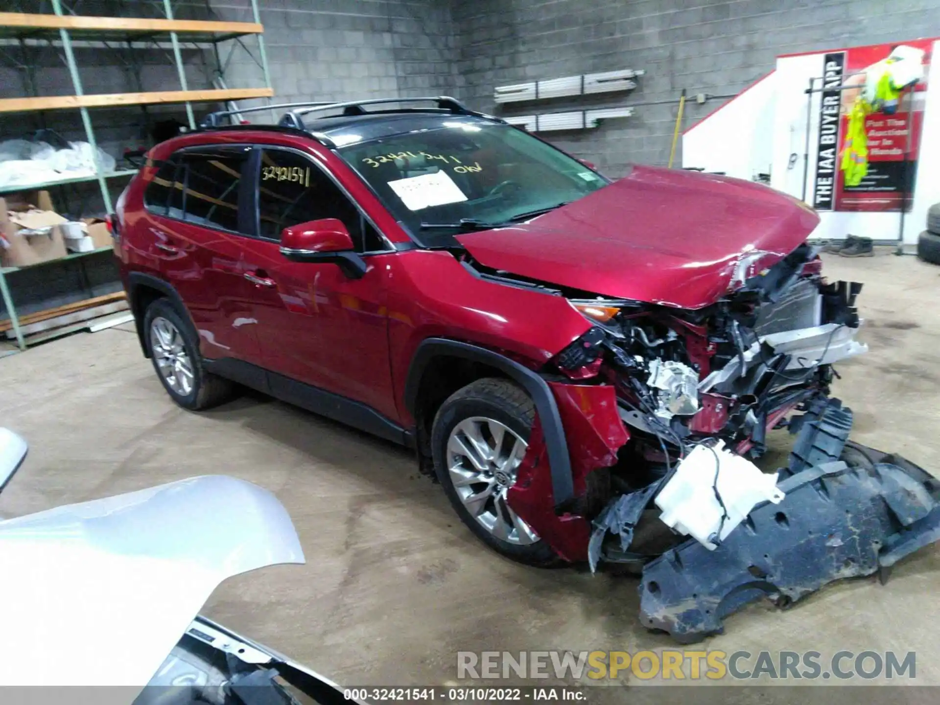 1 Photograph of a damaged car JTMN1RFV6KD522556 TOYOTA RAV4 2019