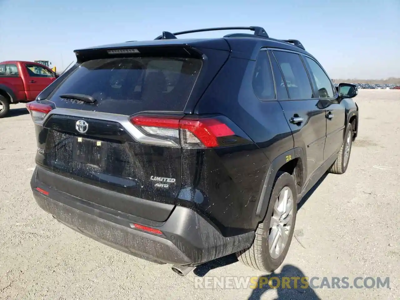 4 Photograph of a damaged car JTMN1RFV7KD031106 TOYOTA RAV4 2019