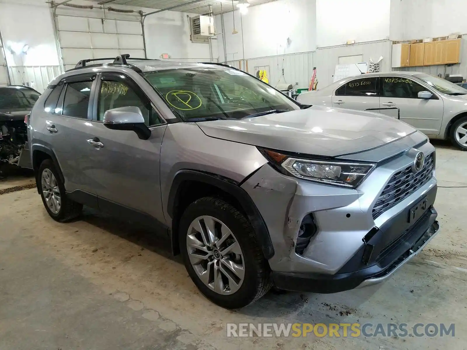 1 Photograph of a damaged car JTMN1RFV7KD035690 TOYOTA RAV4 2019