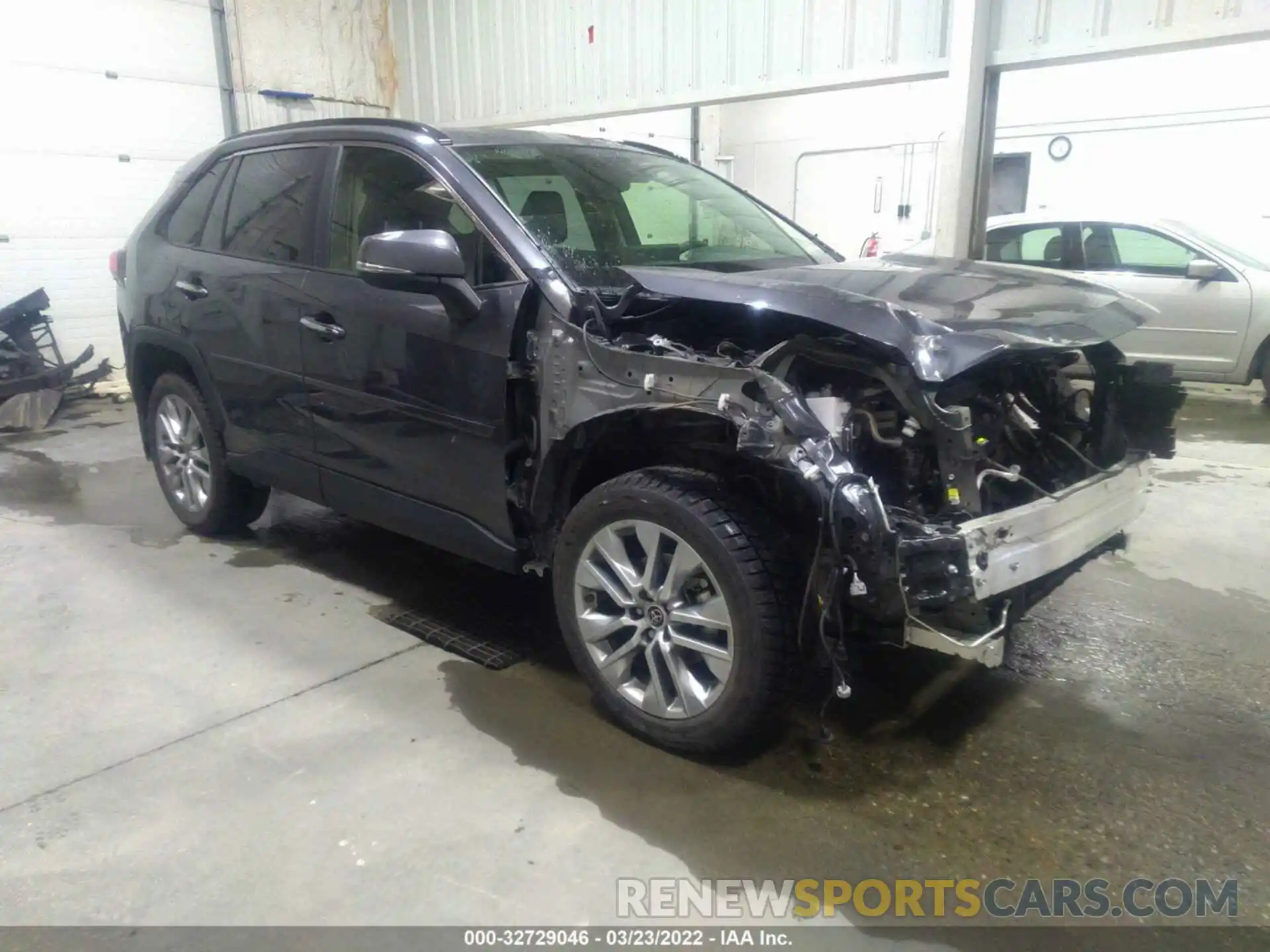 1 Photograph of a damaged car JTMN1RFV7KD038444 TOYOTA RAV4 2019