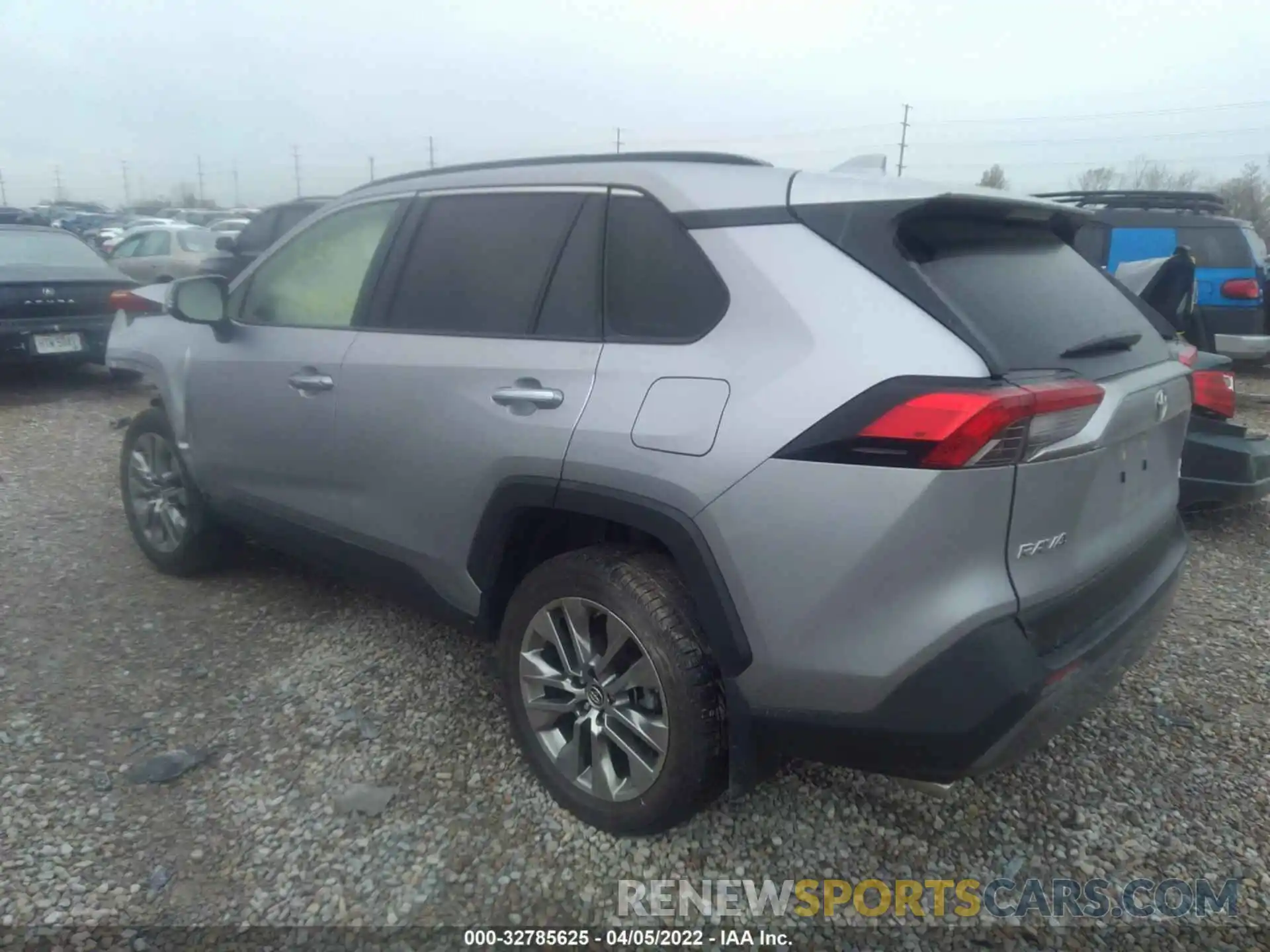 3 Фотография поврежденного автомобиля JTMN1RFV7KD516572 TOYOTA RAV4 2019