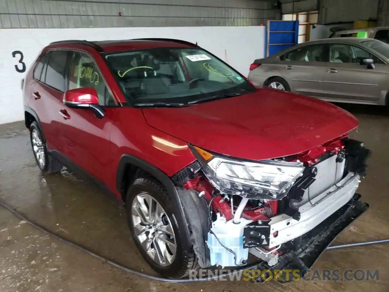 1 Photograph of a damaged car JTMN1RFV8KD018235 TOYOTA RAV4 2019