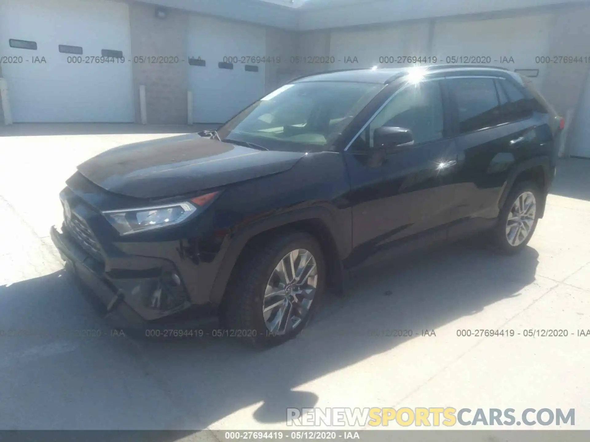 2 Photograph of a damaged car JTMN1RFV8KD500882 TOYOTA RAV4 2019