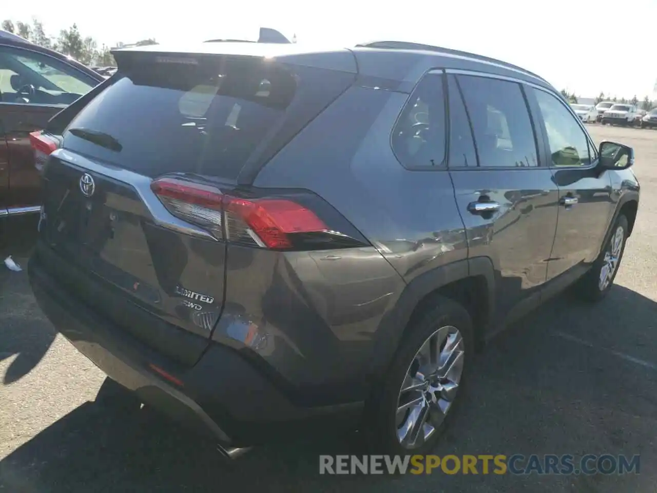 4 Photograph of a damaged car JTMN1RFV8KD505662 TOYOTA RAV4 2019