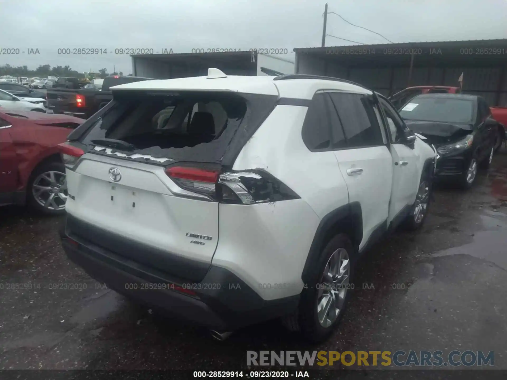 4 Photograph of a damaged car JTMN1RFV8KD508822 TOYOTA RAV4 2019