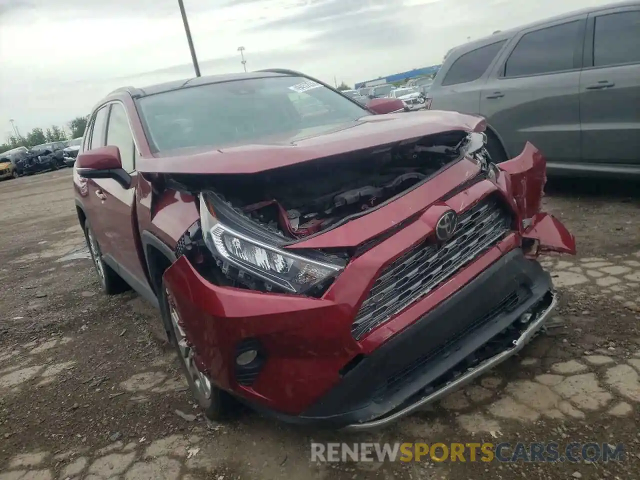 1 Photograph of a damaged car JTMN1RFV8KD509324 TOYOTA RAV4 2019