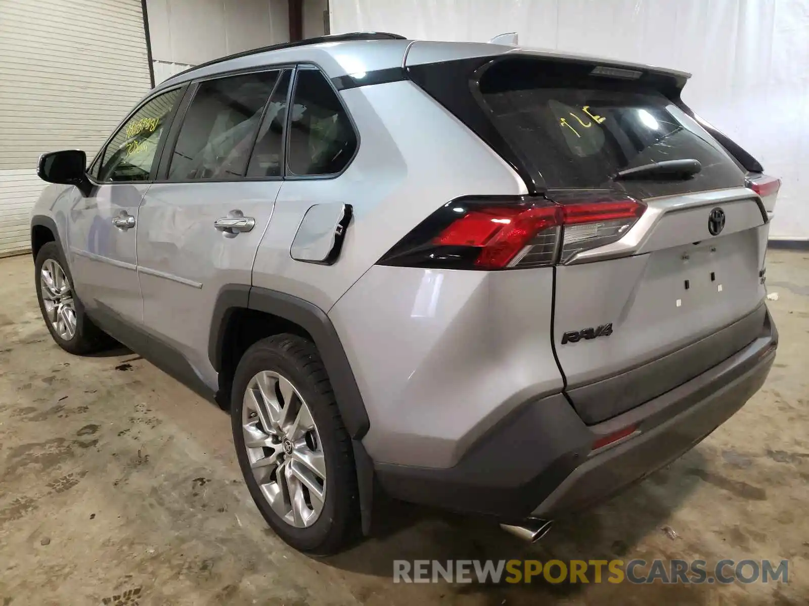 3 Photograph of a damaged car JTMN1RFV8KD523157 TOYOTA RAV4 2019