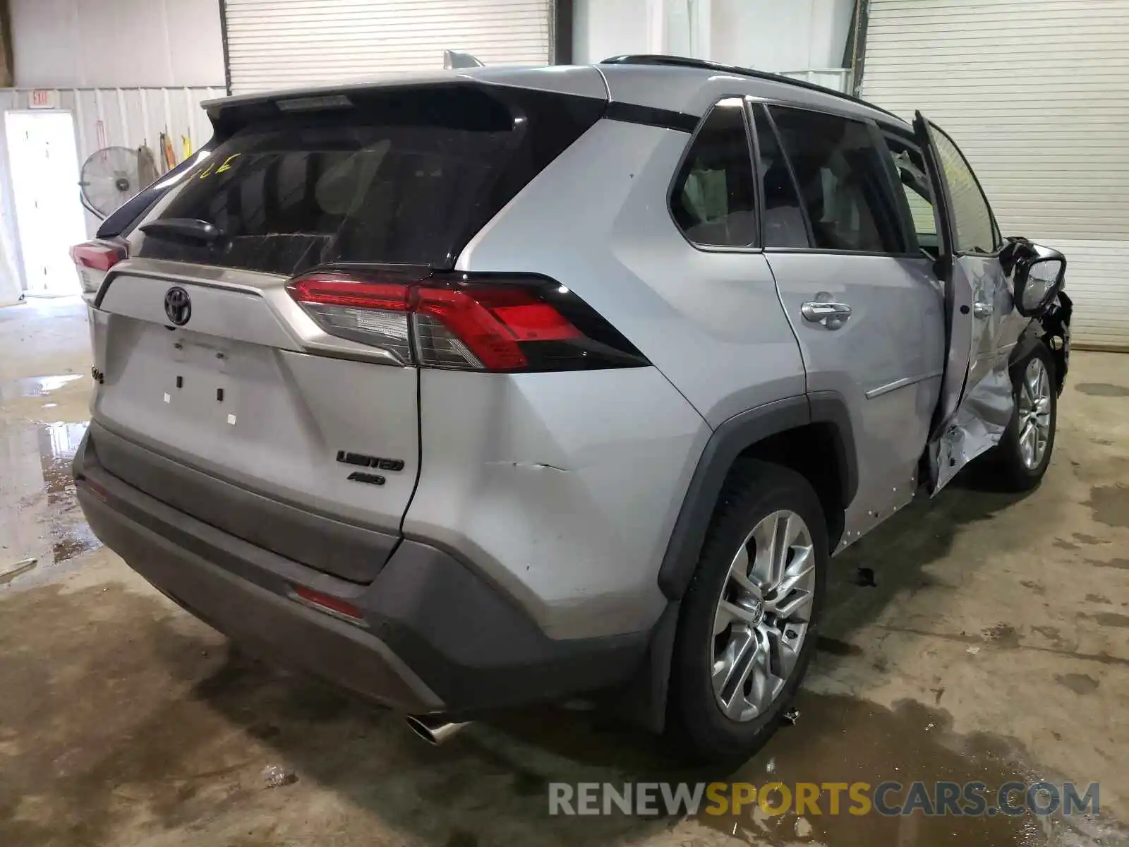 4 Photograph of a damaged car JTMN1RFV8KD523157 TOYOTA RAV4 2019