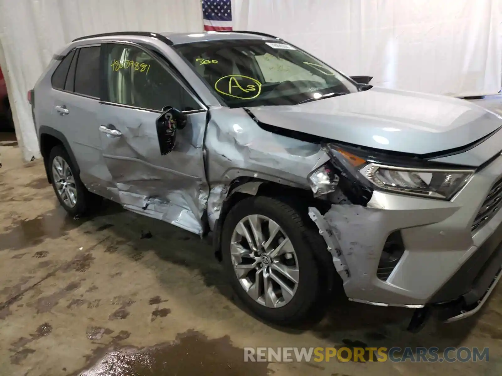 9 Photograph of a damaged car JTMN1RFV8KD523157 TOYOTA RAV4 2019