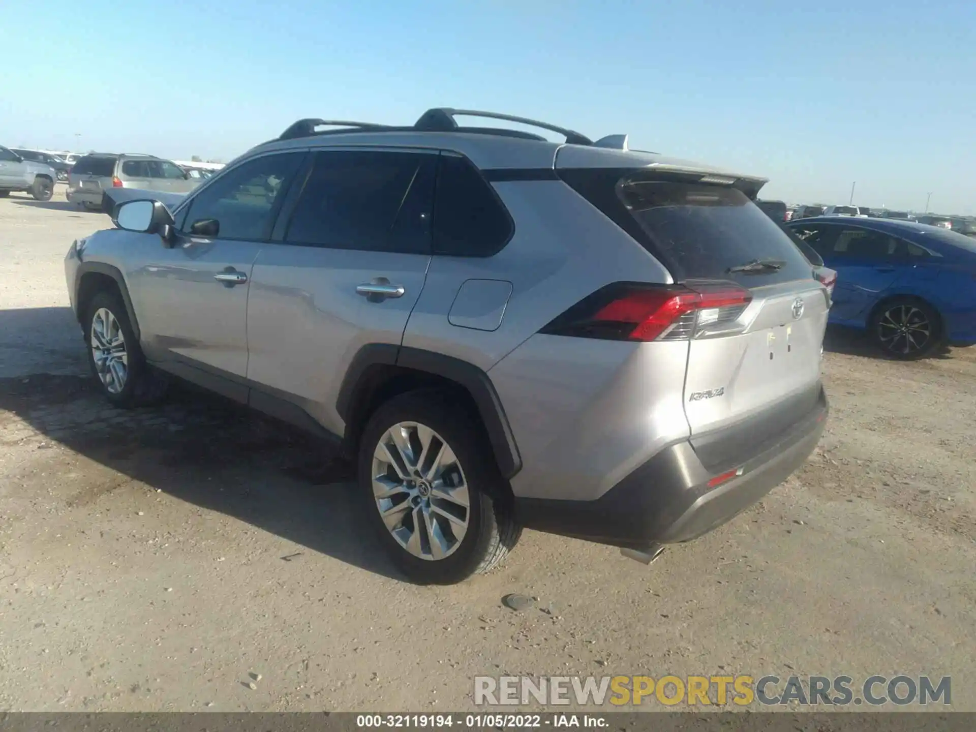 3 Фотография поврежденного автомобиля JTMN1RFV9KD035464 TOYOTA RAV4 2019